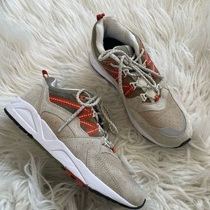 Karhu Fusion 2.0 sand orange leather sneakers size 40‎
